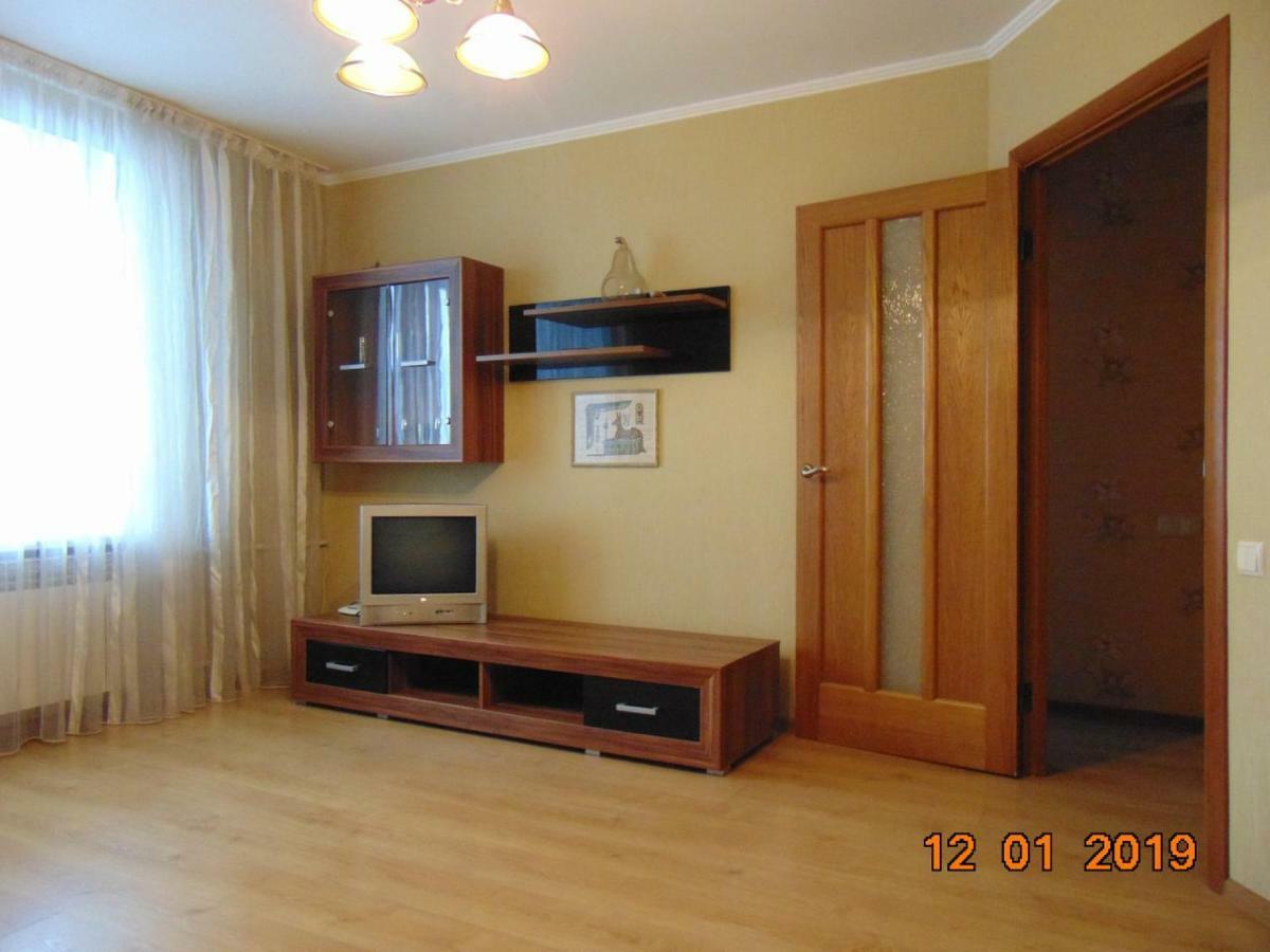 Uutnaya Quartira V Rajone Meduniversiteta Apartment Vinnytsia Bagian luar foto